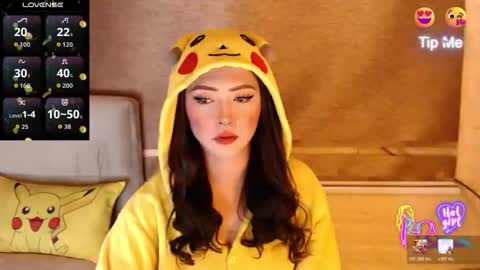 JEN  online show from May 2, 9:47 am