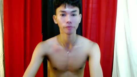 Snapshot of yourdreamboyx chatting on January 30, 2:16 am Rence online show from January 30, 2:16 am