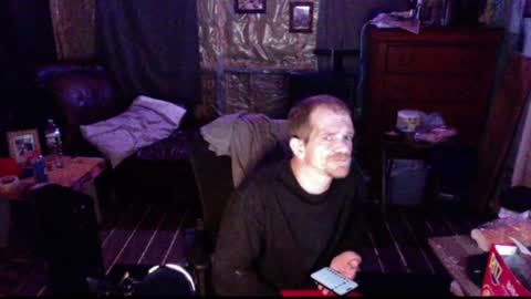 Snapshot of yourenotmytype69 chatting on January 20, 8:19 am yourenotmytype69 online show from January 20, 8:19 am