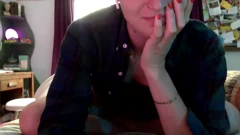 Snapshot of yourewelcome_ chatting on September 8, 6:07 pm yourewelcome_ online show from September 8, 6:07 pm