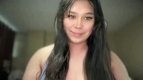 Snapshot of yourfairy_amoreen chatting on December 16, 10:15 pm yourfairy_amoreen online show from December 16, 10:15 pm