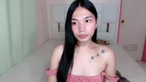 Snapshot of yourfantasy_girl chatting on July 14, 5:56 am jenlie online show from July 14, 5:56 am