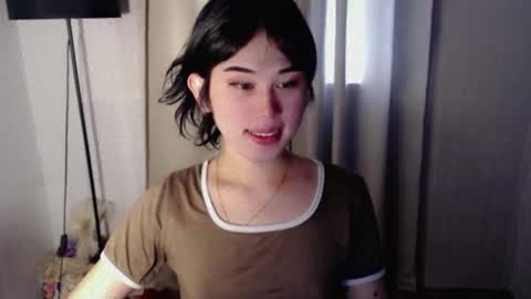 Snapshot of yourfavorateella chatting on September 13, 2:22 am PrettyElla online show from September 13, 2:22 am