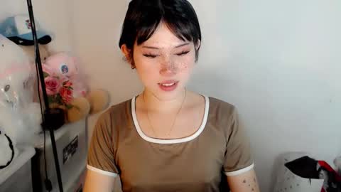 Snapshot of yourfavorateella chatting on September 30, 7:13 am PrettyElla online show from September 30, 7:13 am
