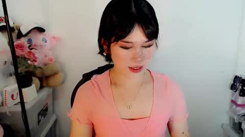 Snapshot of yourfavorateella chatting on October 20, 2:01 am PrettyElla online show from October 20, 2:01 am