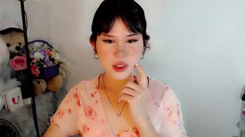 Snapshot of yourfavorateella chatting on October 29, 7:15 pm PrettyElla online show from October 29, 7:15 pm