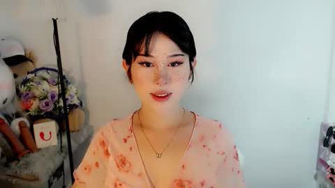 Snapshot of yourfavorateella chatting on November 20, 11:15 pm PrettyElla online show from November 20, 11:15 pm