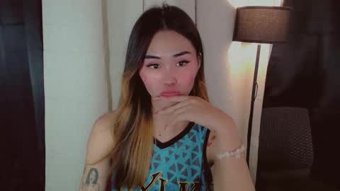 Snapshot of yourfavorateremi chatting on October 23, 5:55 pm Remrem online show from October 23, 5:55 pm