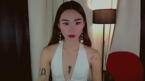 Snapshot of yourfavorateremi chatting on November 4, 5:56 pm Remrem online show from November 4, 5:56 pm