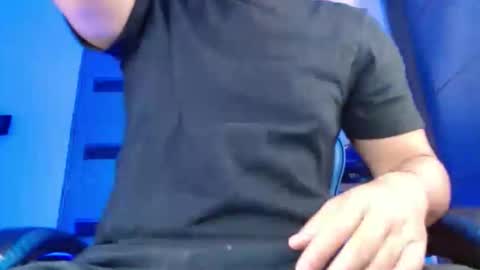 yourfavorite_bigclit online show from April 27, 9:07 am