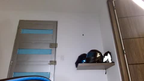 yourfavorite_bigclit online show from July 14, 12:33 pm