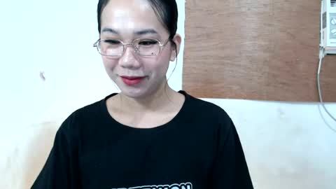 Snapshot of yourfavv_kim chatting on August 1, 7:35 pm yourfavv_kim online show from August 1, 7:35 pm