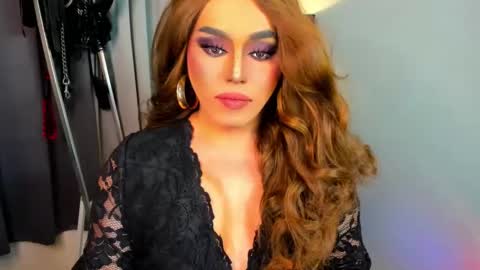 Snapshot of yourfiercemistress chatting on February 22, 7:23 am not into STINGY and CHEAP people online show from February 22, 7:23 am