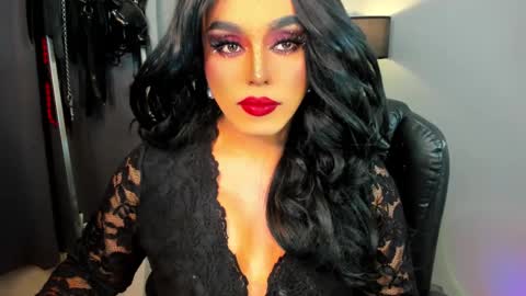 Snapshot of yourfiercemistress chatting on March 3, 10:28 am not into STINGY and CHEAP people online show from March 3, 10:28 am