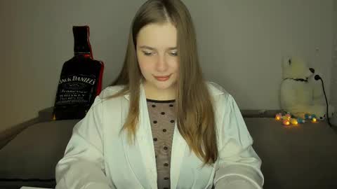 yourgem__ online show from February 5, 7:10 pm