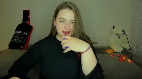 yourgem__ online show from February 25, 10:39 pm