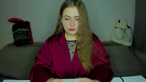 yourgem__ online show from September 22, 8:00 pm