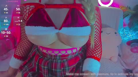 Snapshot of yourgirl11555 chatting on December 26, 11:21 am Liza online show from December 26, 11:21 am