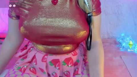 Snapshot of yourgirl11555 chatting on October 12, 2:21 am Liza online show from October 12, 2:21 am