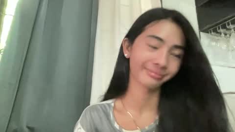 yourgirlsweet_kishia online show from June 5, 6:52 am