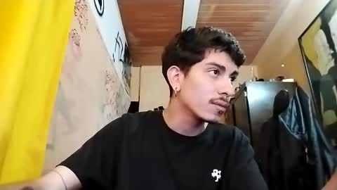 Snapshot of yourgodzeus chatting on February 18, 9:20 pm yourgodzeus online show from February 18, 9:20 pm