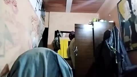 Snapshot of yourgodzeus chatting on February 27, 10:26 am yourgodzeus online show from February 27, 10:26 am