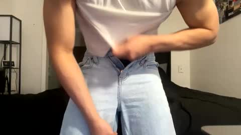 Snapshot of yourguuy21 chatting on December 3, 5:48 am yourguuy21 online show from December 3, 5:48 am