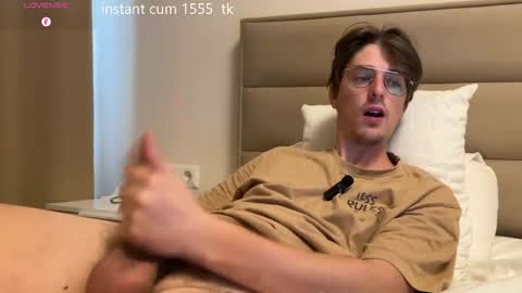 Chris online show from April 30, 7:36 am