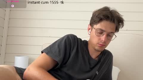 Chris online show from July 4, 5:24 am