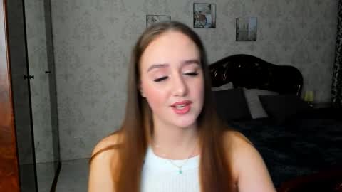 Snapshot of yourhotmariam chatting on November 13, 4:33 am Mariam online show from November 13, 4:33 am