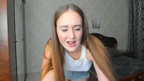 Snapshot of yourhotmariam chatting on November 15, 7:10 pm Mariam online show from November 15, 7:10 pm