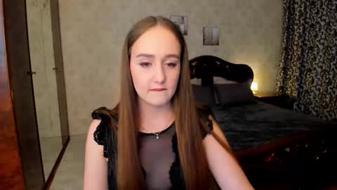 Snapshot of yourhotmariam chatting on November 25, 9:15 pm Mariam online show from November 25, 9:15 pm