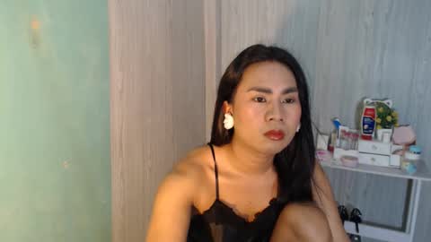 Snapshot of yourhottie_winxxx chatting on May 11, 11:13 pm Mauie online show from May 11, 11:13 pm