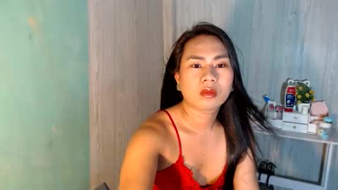 Snapshot of yourhottie_winxxx chatting on June 4, 11:33 pm Mauie online show from June 4, 11:33 pm