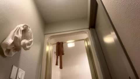 Kaitie Cummings online show from February 6, 12:19 pm