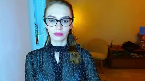 Ksyusha online show from April 11, 6:40 am
