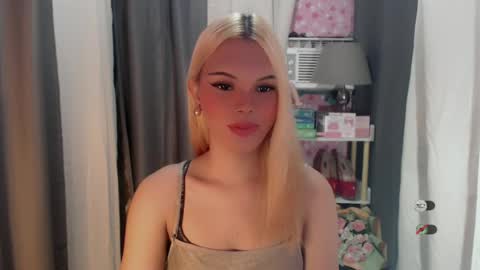 KYLIE MORE online show from June 14, 7:32 am