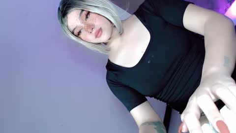 Snapshot of yourlovingpearl chatting on December 1, 4:29 pm PEARL online show from December 1, 4:29 pm