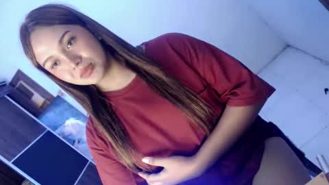 Snapshot of yourlovingpearl chatting on October 16, 5:19 am PEARL online show from October 16, 5:19 am