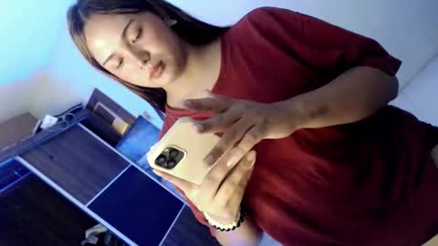 Snapshot of yourlovingpearl chatting on November 20, 12:44 am PEARL online show from November 20, 12:44 am