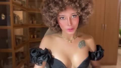 Pearl online show from March 8, 11:14 am