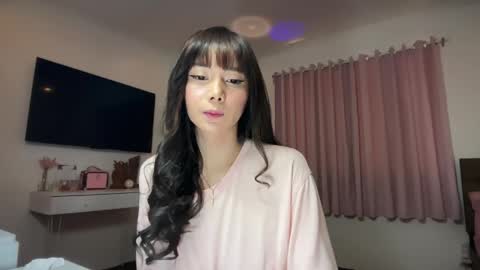 yournaughtyprincessx online show from May 3, 5:24 am