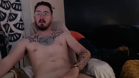 Snapshot of yourneighborhoodfriendlydick chatting on September 17, 11:01 am Sharing For Fun and Pleasure online show from September 17, 11:01 am