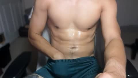 Snapshot of yourpleasureshot chatting on June 16, 4:04 am yourpleasureshot online show from June 16, 4:04 am