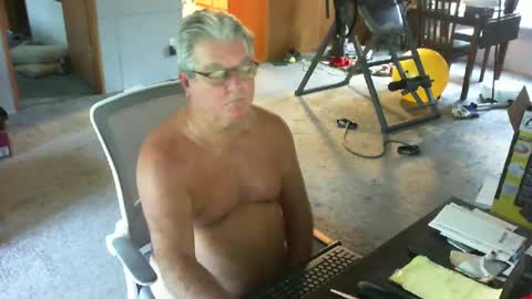 Snapshot of yourpoppi55 chatting on June 20, 12:08 pm yourpoppi55 online show from June 20, 12:08 pm