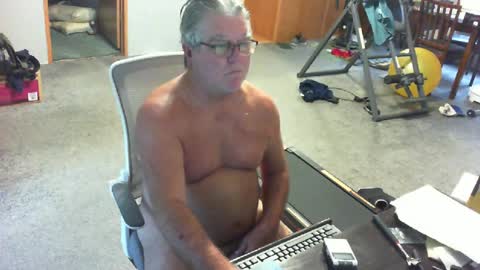 Snapshot of yourpoppi55 chatting on June 25, 11:37 am yourpoppi55 online show from June 25, 11:37 am