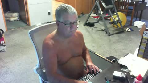 Snapshot of yourpoppi55 chatting on June 28, 11:05 am yourpoppi55 online show from June 28, 11:05 am