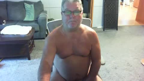 Snapshot of yourpoppi55 chatting on July 4, 12:22 pm yourpoppi55 online show from July 4, 12:22 pm