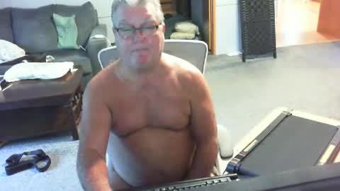 Snapshot of yourpoppi55 chatting on July 8, 12:42 pm yourpoppi55 online show from July 8, 12:42 pm