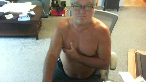 Snapshot of yourpoppi55 chatting on August 1, 12:15 pm yourpoppi55 online show from August 1, 12:15 pm